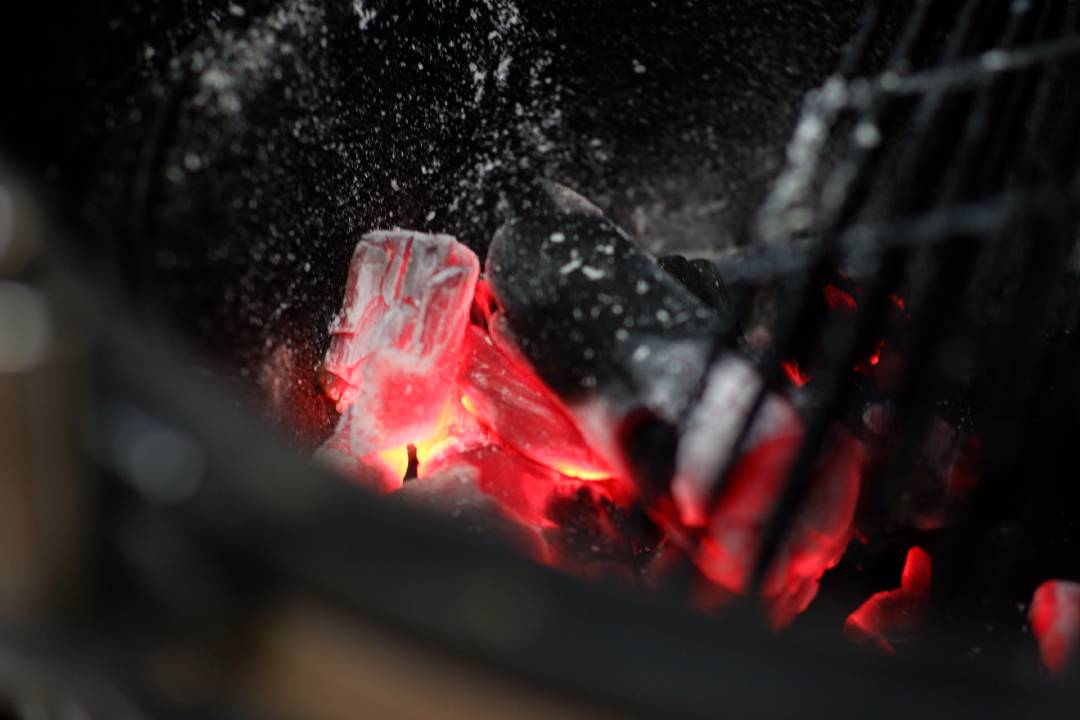 Brasas encendidas